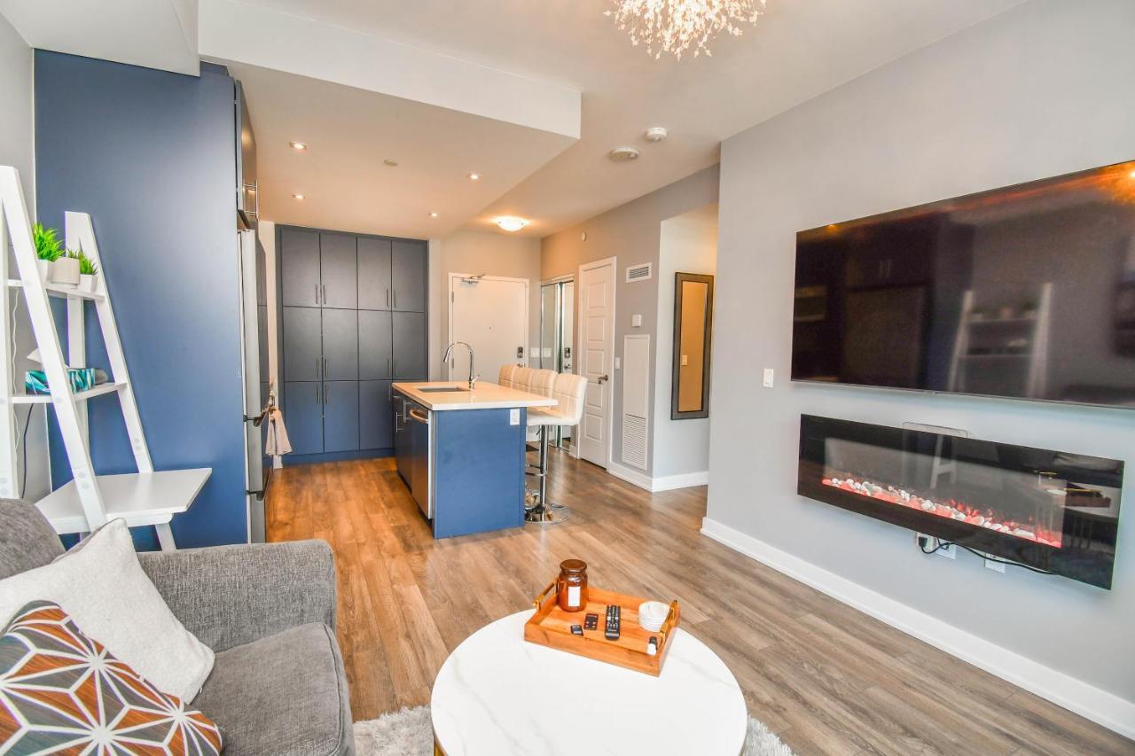 Pet Friendly Condos At Friday Harbour Innisfil Zewnętrze zdjęcie