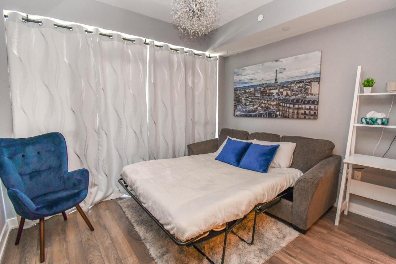 Pet Friendly Condos At Friday Harbour Innisfil Zewnętrze zdjęcie